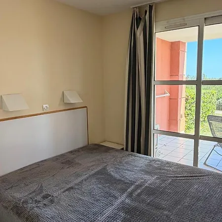 Apartment Rez-de-jardin Pour 4 Pers. A Cap Esterel - Fr-1-504-718 *